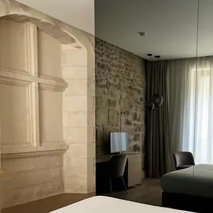 De Tourrel, Remy De Provence, A Member Of Design Saint-Rémy-de-Provence
